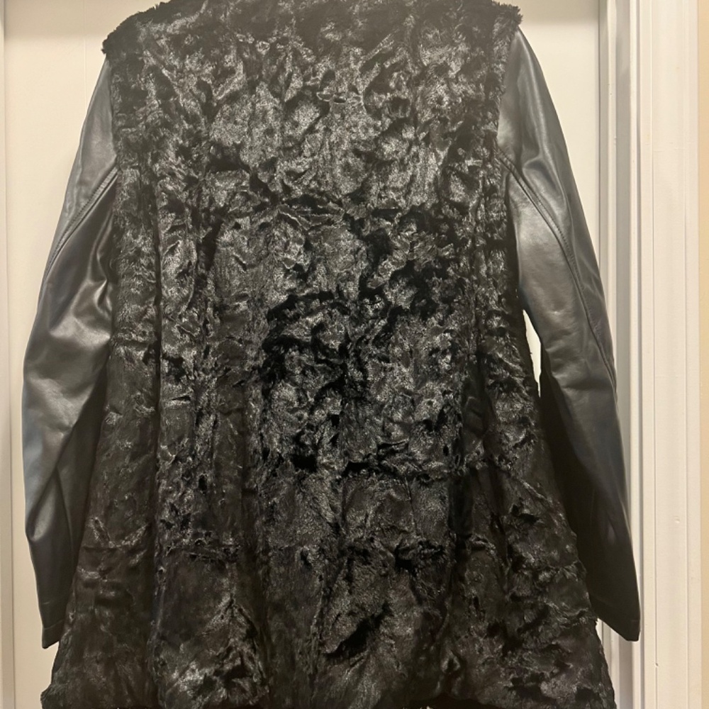 Jacket/ Vest - Picture 2 of 2